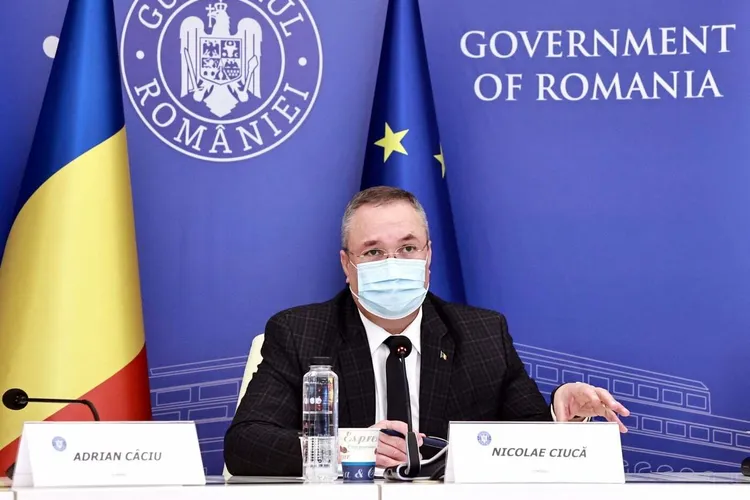 Guvernul condus de Nicolae Ciucă (foto) se delimitează oficial de platforma de monitorizare. Sursă: Facebook Guvernul României 