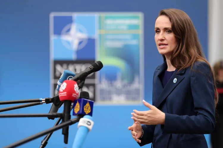 Oana Țoiu a "uitat" să renunțe la banii de transport de la Camera Deputaților după ce a devenit ministră (sursa: Facebook/Oana Țoiu)