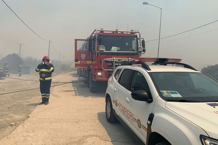 Pompierii români, ovaționați în Grecia Foto: Facebook