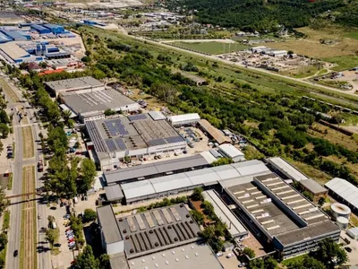 Fosta fabrică Benetton, scoasă la vânzare (sursa: ziaruldeiasi.ro)