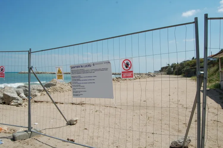 EXCLUSIV Extinderea plajelor, un dezastru ecologic de un miliard de euro: curenți mortali, țărm distrus, faună și floră marine periclitate
