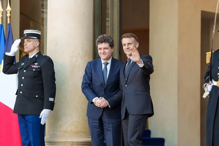 Macron vine în România în luna mai (sursa: Facebook/Nicușor Dan)