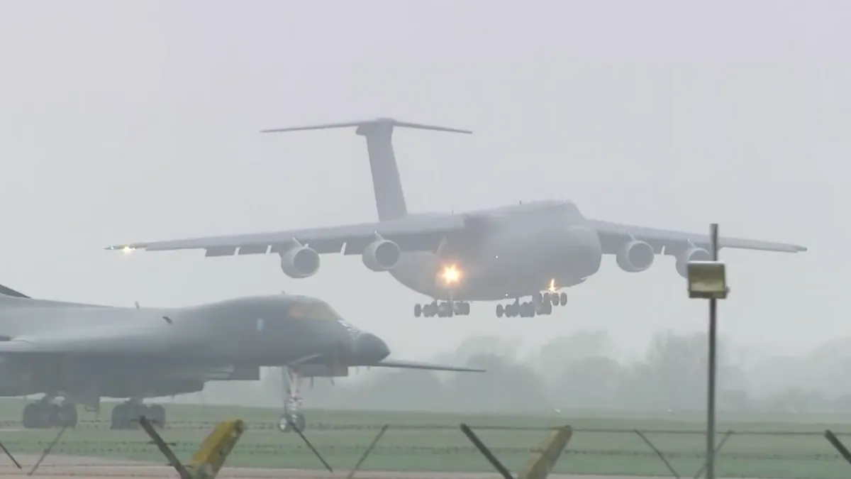 SUA folosesc baze militare britanice împotriva Iranului (sursa: X/Sky News)