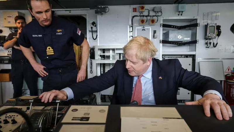 Boris Johnson susţine că Rusia ar putea folosi arme chimice în Ucraina Foto: Facebook Boris Johnson 