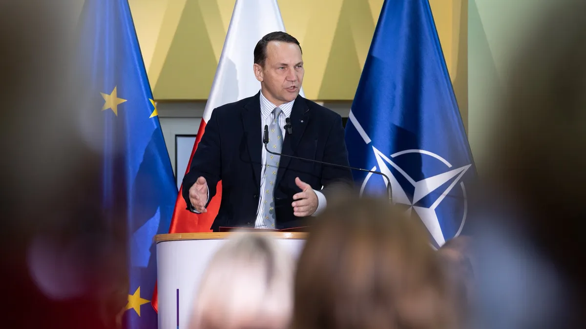 Sikorski îl trimite pe Musk „pe Marte” (sursa: Facebook/Radosław Sikorski)
