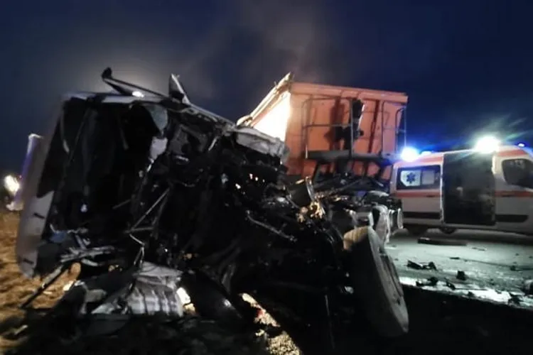 Tânăra însărcinată din ambulanța accidentată a născut un băiat sănătos
