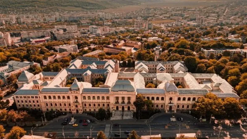 Guvernul, cadou pentru rectorul Tudorel Toader (sursa: ziaruldeiasi.ro)