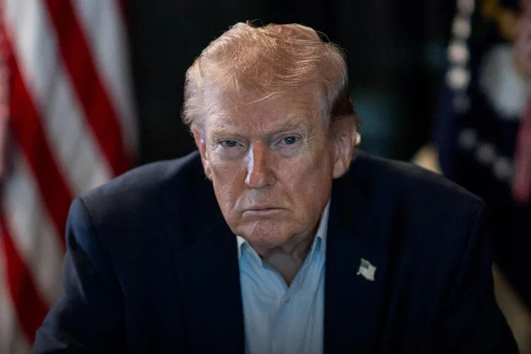 Trump, declarații contradictorii despre războiul din Iran (sursa: Facebook/The White House)