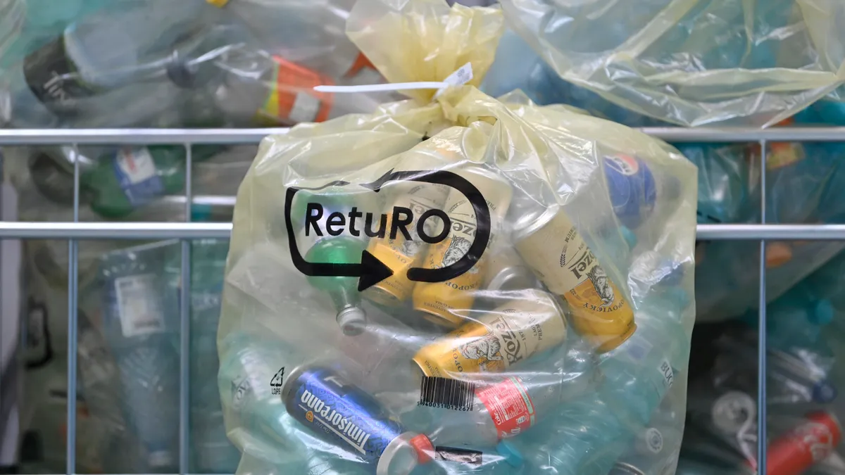 Salariul unui director la monopolul RetuRO: peste 38.000 de lei net lunar. Compania, buget secret (sursa: Inquam Photos/Alex Nicodim)