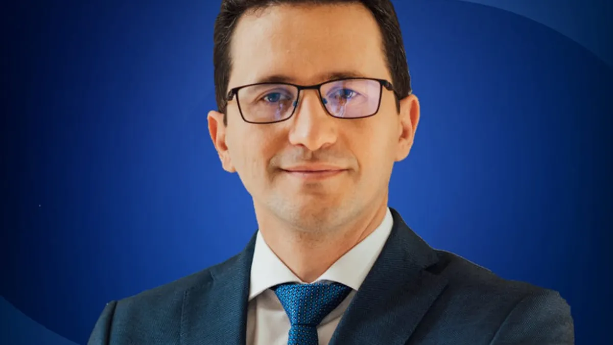 Fost polițist, acum judecător în CSM, acuză protestatarii anti-Savonea că s-au inspirat din Hitler Foto: Facebook Alin Ene