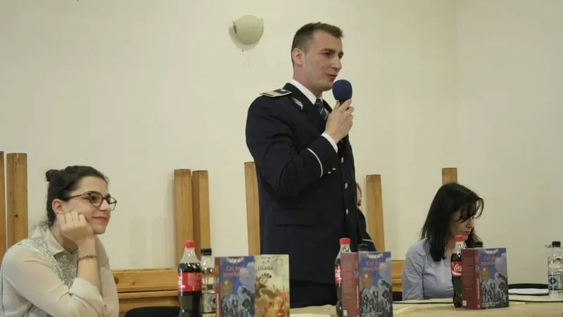 Profesoară, reacție ironică după ce agentul Godină a scris cum trebuie să procedeze femeile la prima întâlnire  Foto: Facebook