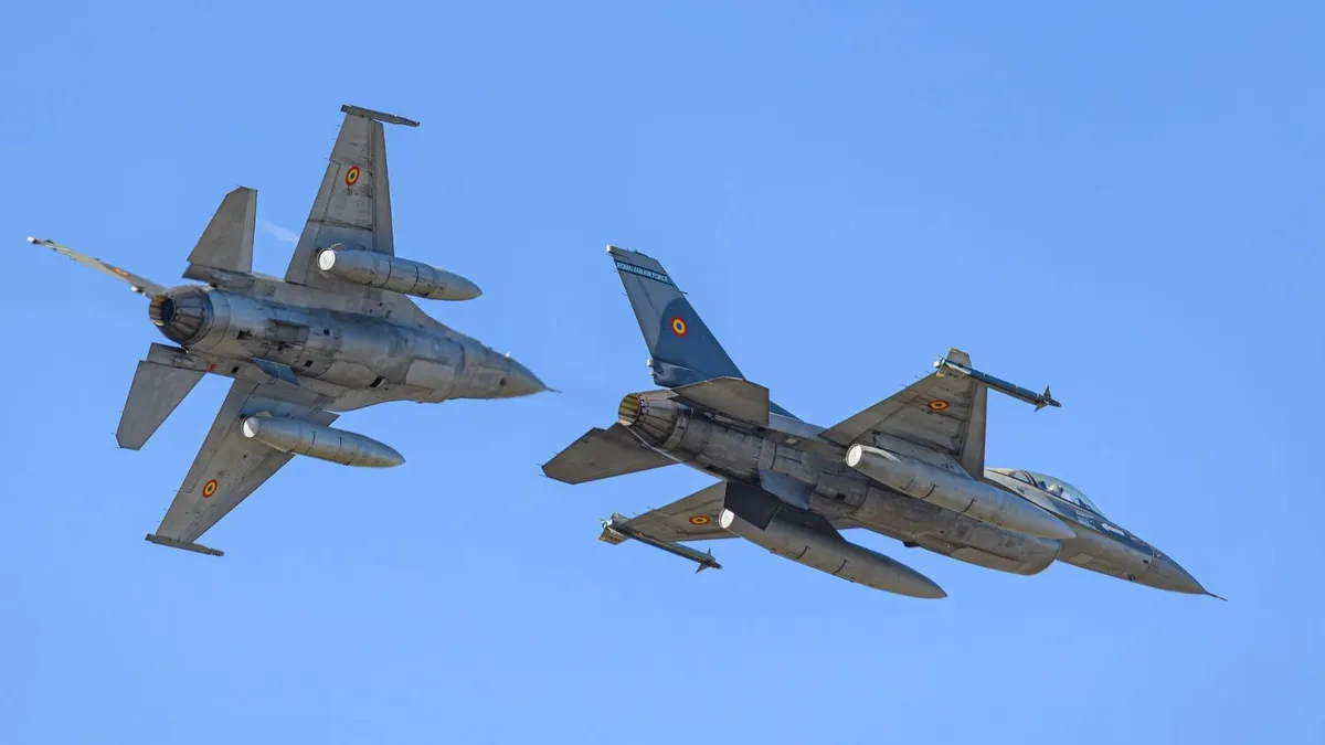 Ministrul Moșteanu explică decizia piloților F-16 (sursa: Facebook/MApN)