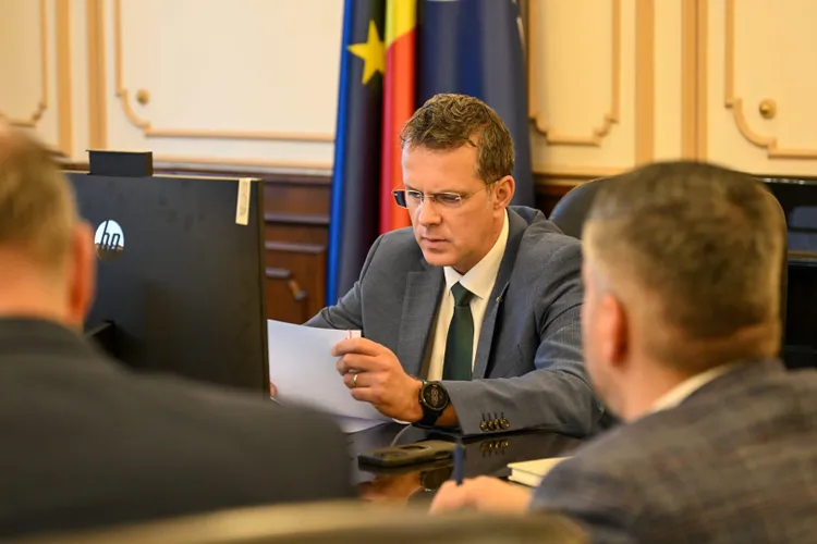 Suma uriașă pe care ministerul Apărării o va returna pensionarilor militari Foto: Facebook