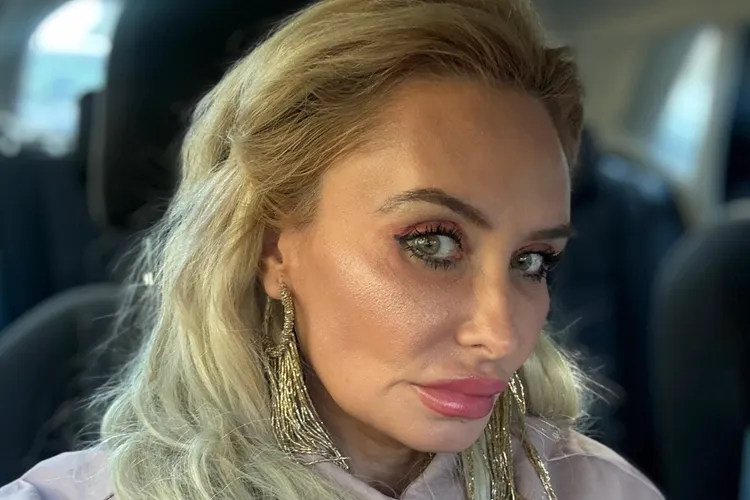 Adriana Georgescu, arestată pentru mită, a finanțat PNL. A primit funcții publice și de la liberali, și de la PSD (sursa: Facebook/Adriana Georgescu)