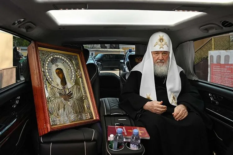 Patriarhul Kiril îi trimite pe ruși să moară Foto: patriarh.ru