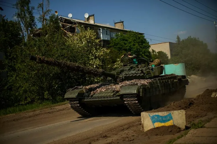 Ucraina trece la contraatac în Severodonetsk (sursa: twitter/Ukraine Weapons Tracker)