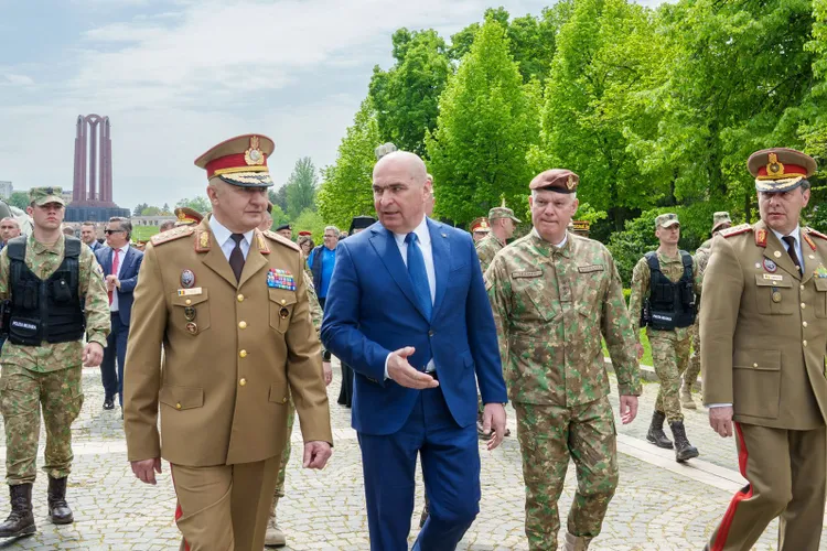 Bolojan acuză PSD că tranformă în „circ” problemele strategice ale României Foto: Facebook