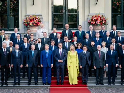 Nicușor Dan, între Trump și Rutte (sursa: X/Koninklijk Huis)