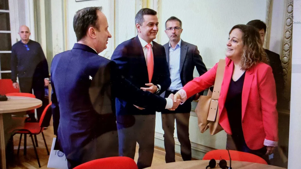 108 mii de contracte part-time, desființate din cauza suprataxării Foto: Facebook Adrian Câciu