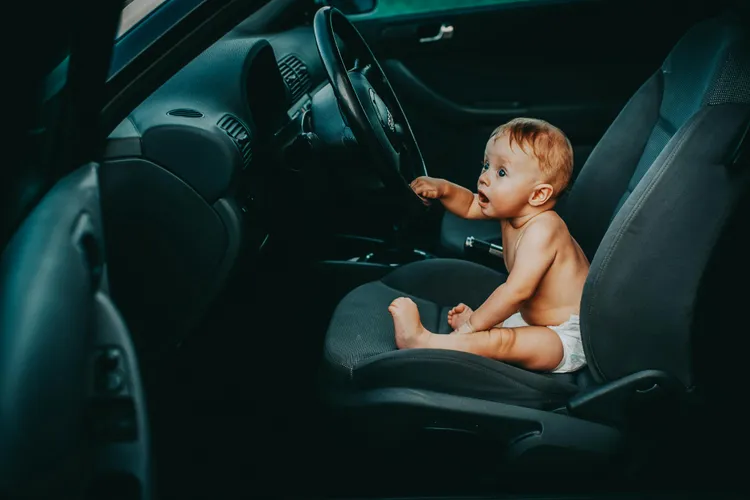 Copiii fără centură în mașină, pericol imens (sursa: Pexels/Helena Jankovičová Kováčová)