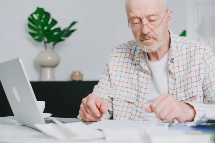 Pensia calculată greșit: care sunt diferențele dintre recalculare, revizuire și contestație