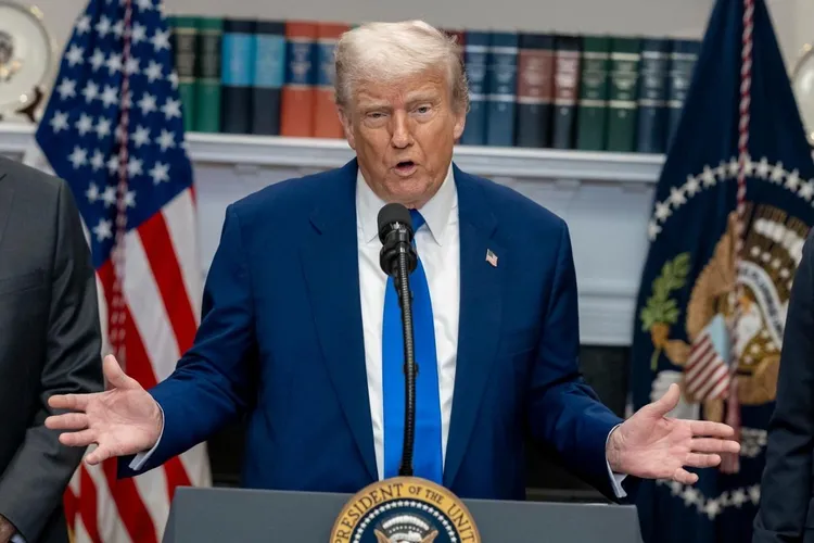 Trump, mesaj virulent contra Curții Supreme (sursa: Facebook/The White House)