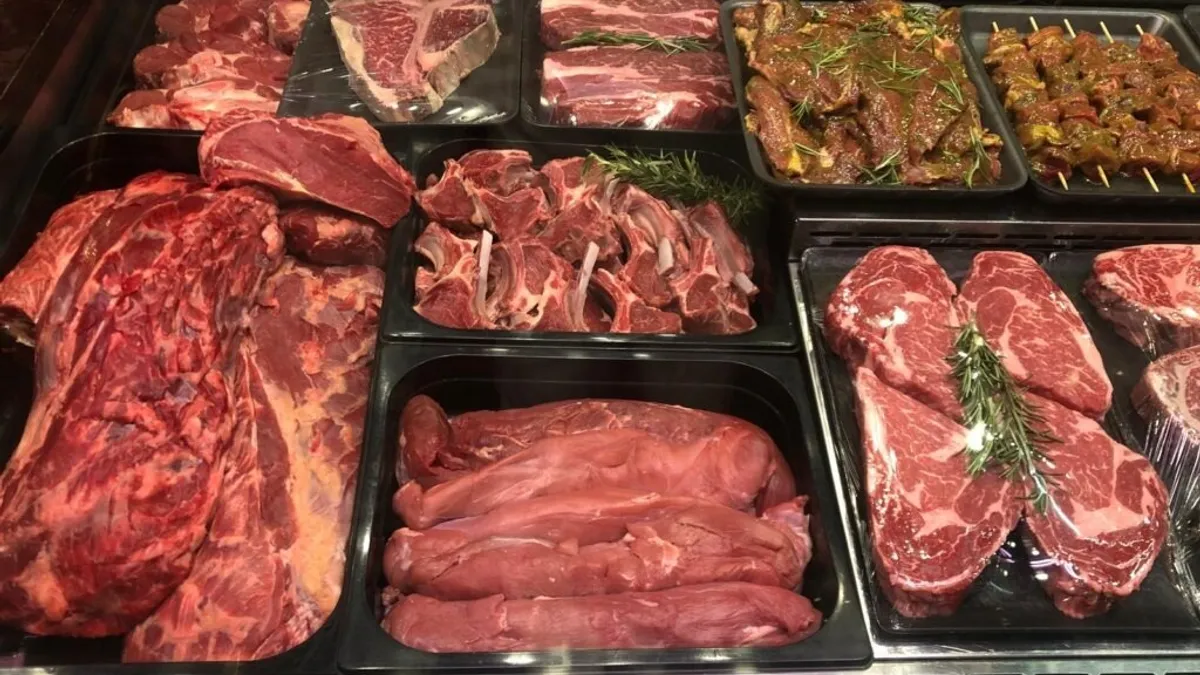 Carnea de miel, vândută pe Facebook (sursa: ziaruldeiasi.ro)