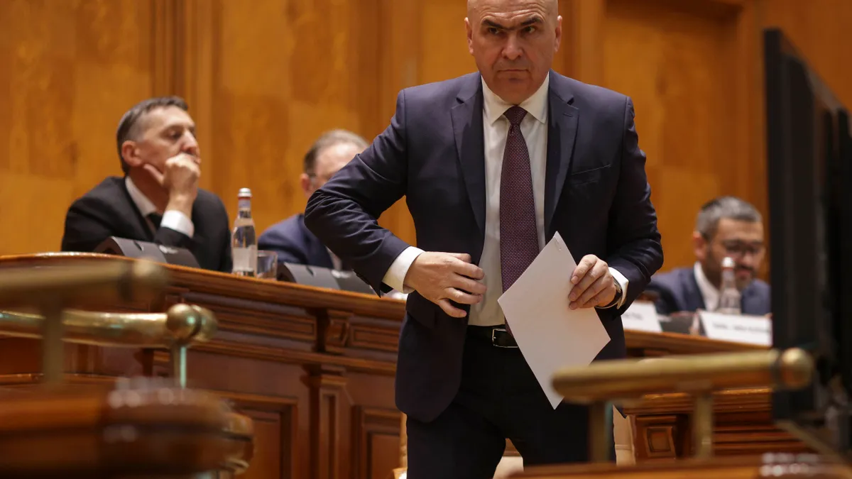 Bolojan acuză ministerul Dezvoltării că dorea să taie posturi neocupate Foto: Inquam/Octav Ganea