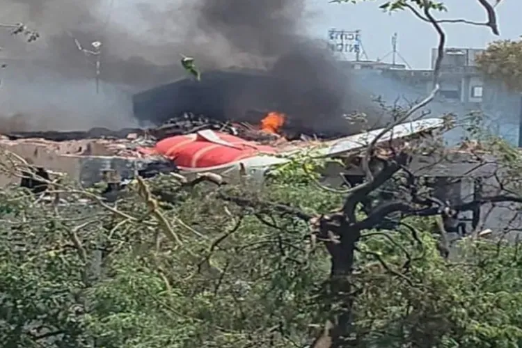 Avion (242 persoane), prăbușit după decolare (sursa: X/upuknews)