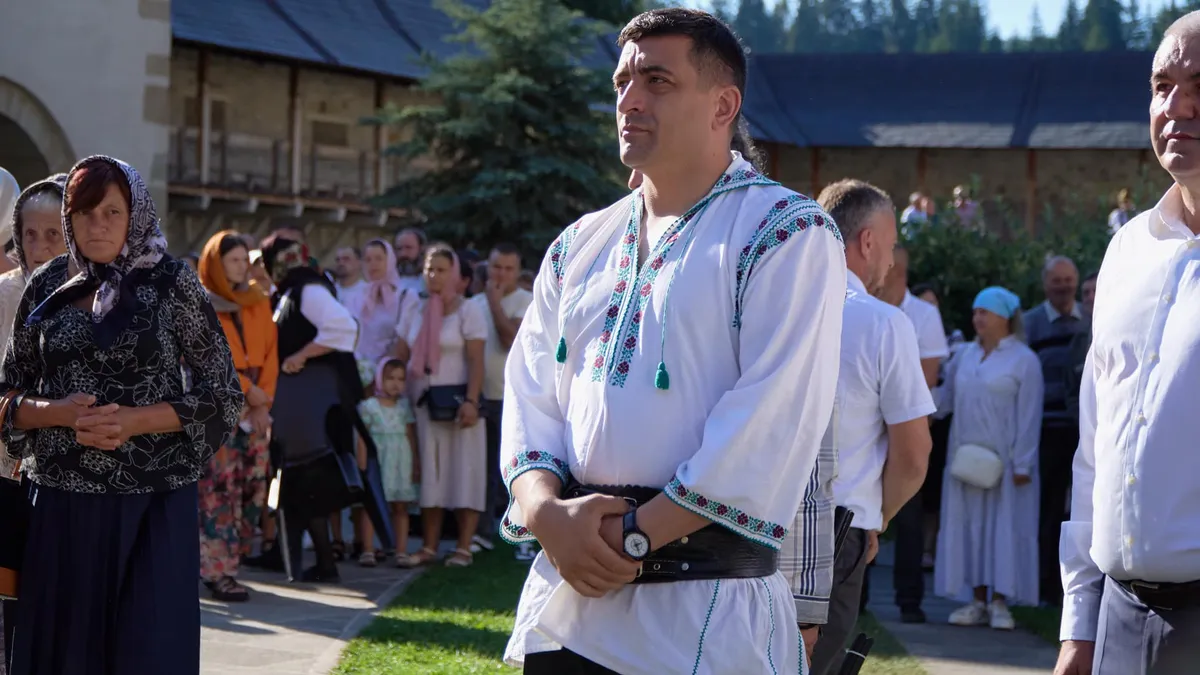 Lideri AUR au scris clerului, cerând „îndrumare”: Scrisoarea, alături de un pomelnic însoțit de o sută de lei Foto: Facebook