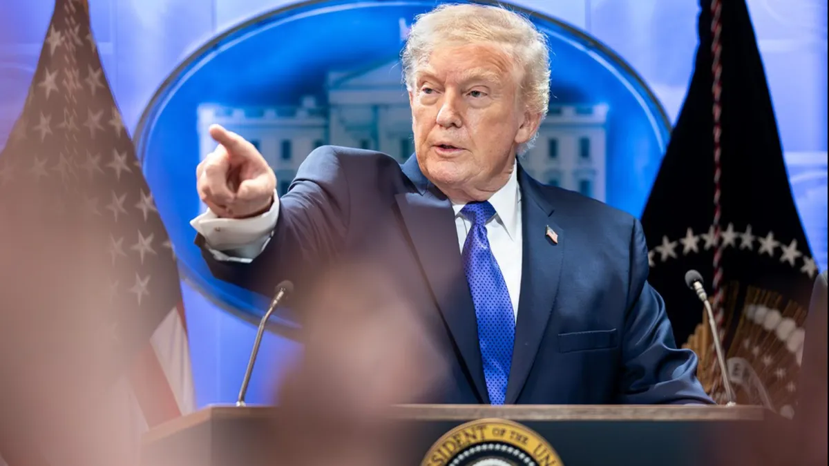 SUA nu mai au nevoie NATO, spune Trump (sursa: Facebook/The White House)