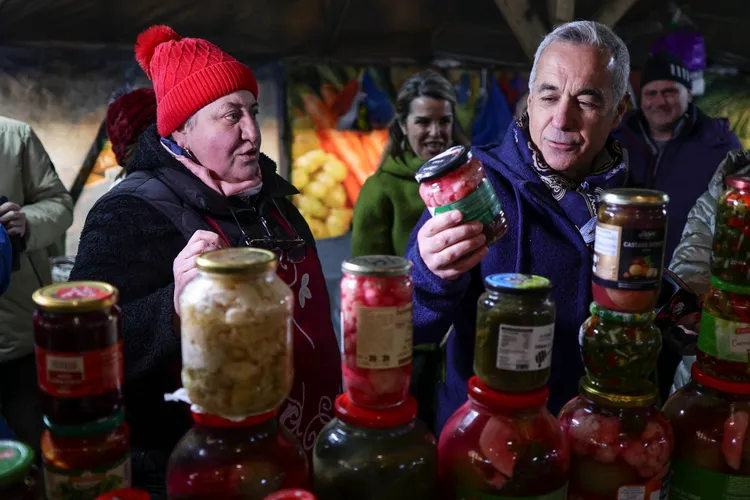 Sondajele arată că Georgescu intră în turul II, spune Nicușor Dan Foto: Inquam/Octav Ganea