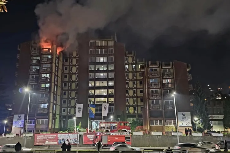 Tragedie în Bosnia, incendiu devastator (sursa: bhrt.ba)