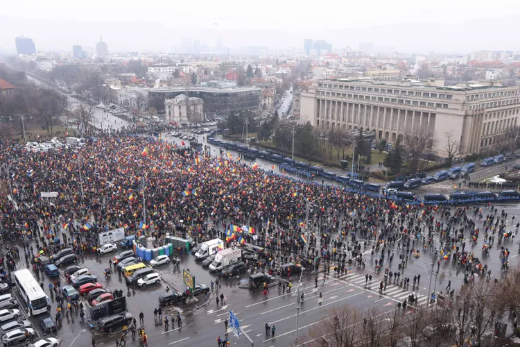 Polițist cercetat disciplinar pentru protest politic (sursa: Inquam Photos/George Călin)