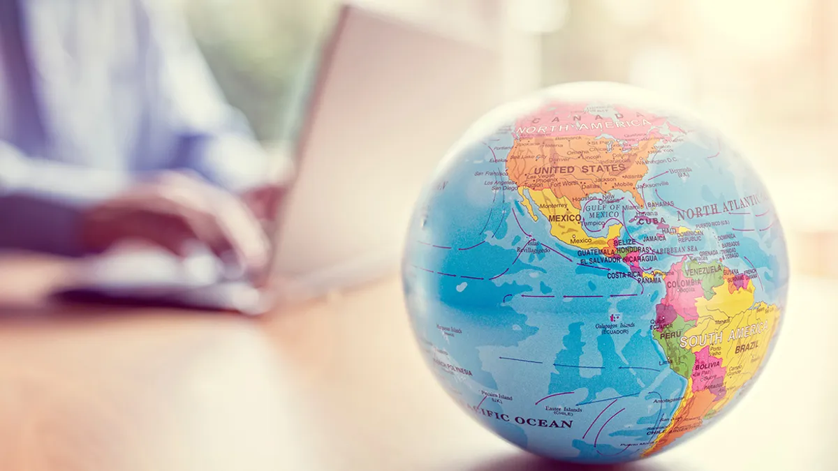 FBI a destructurat, alături de SRI, un „atac informatic prelungit” al GRU, anunță Nicușor Dan Foto: Facebook FBI