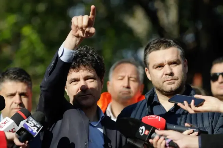 Ciucu spune, la podcastul „Cum e, de fapt?”, în ce condiții s-ar rupe contractul dintre PNL și Dan Foto: Inquam/George Calin