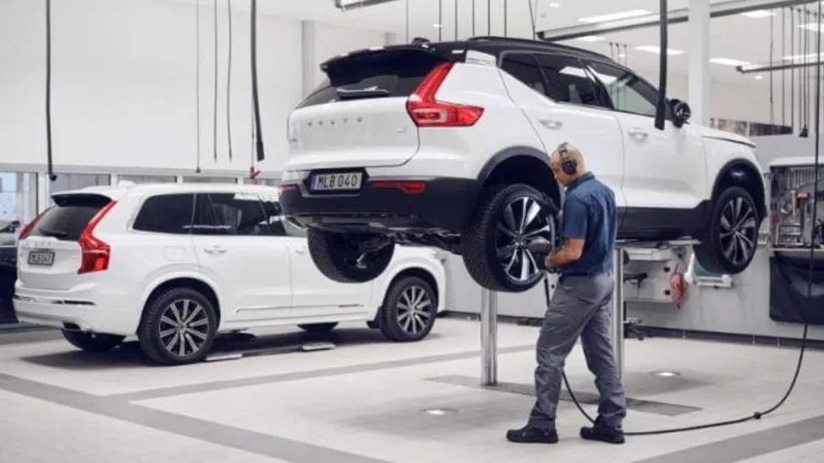 Ieșit din service, rămas în drum (sursa: ziaruldeiasi.ro)