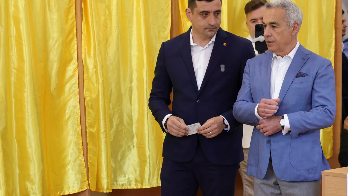 Puterea uriașă la care aspiră Simion Foto: Inquam/Octav Ganea