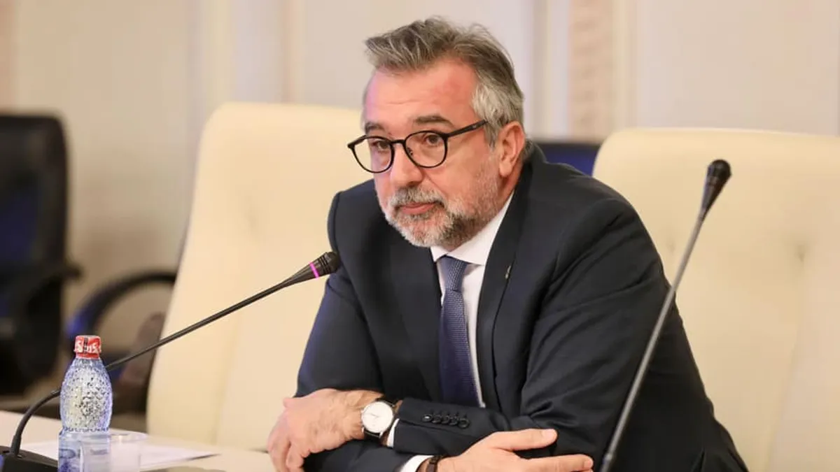 Anchetă la Teatrul Naţional Bucureşti (sursa: Facebook/LucianRomascanu)