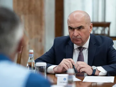 Bolojan spune că și companiile de stat cu datorii trebuie executate de ANAF Foto: Facebook