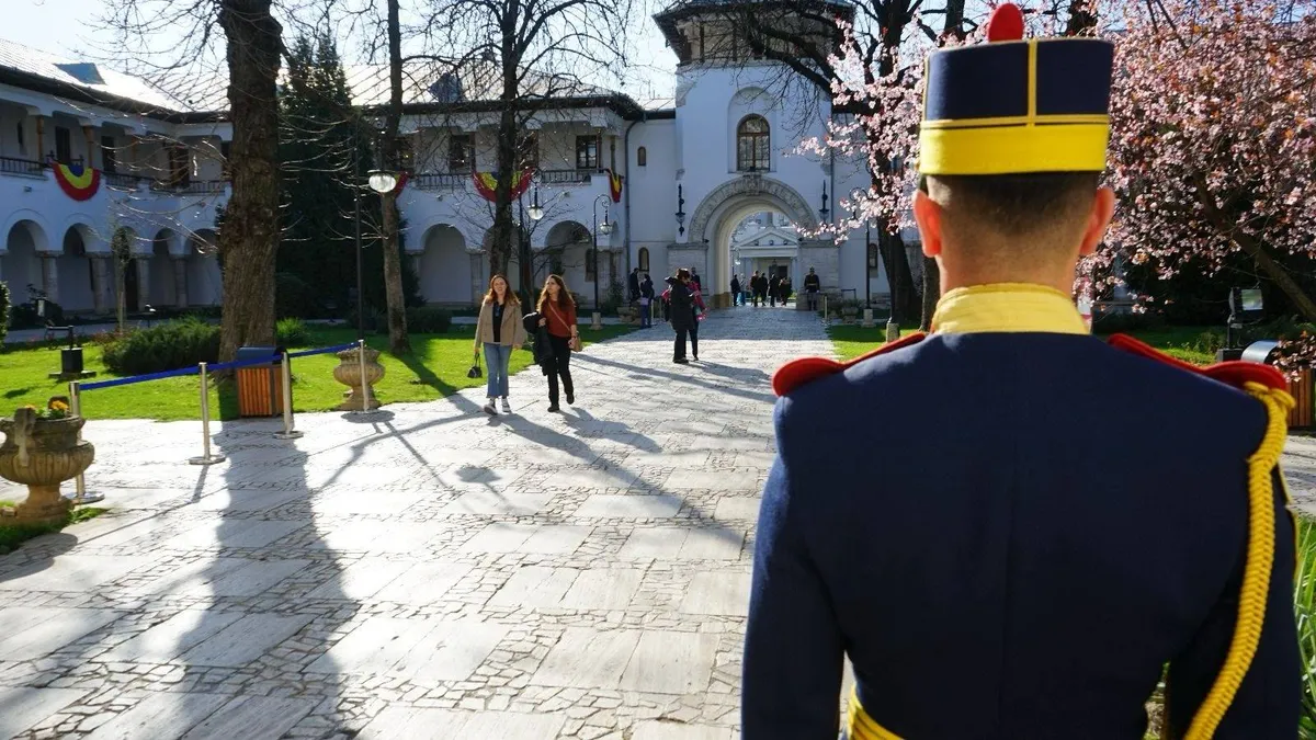 Dezbatere finală prezidențială, organizată de TVR (sursa: Facebook/Administrația Prezidențială a României)