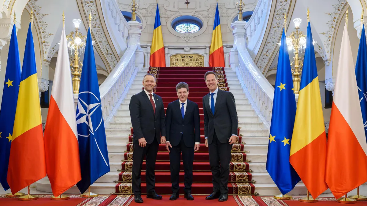 Summit B9, de la critici la influența în NATO (sursa: Facebook/Nicușor Dan)