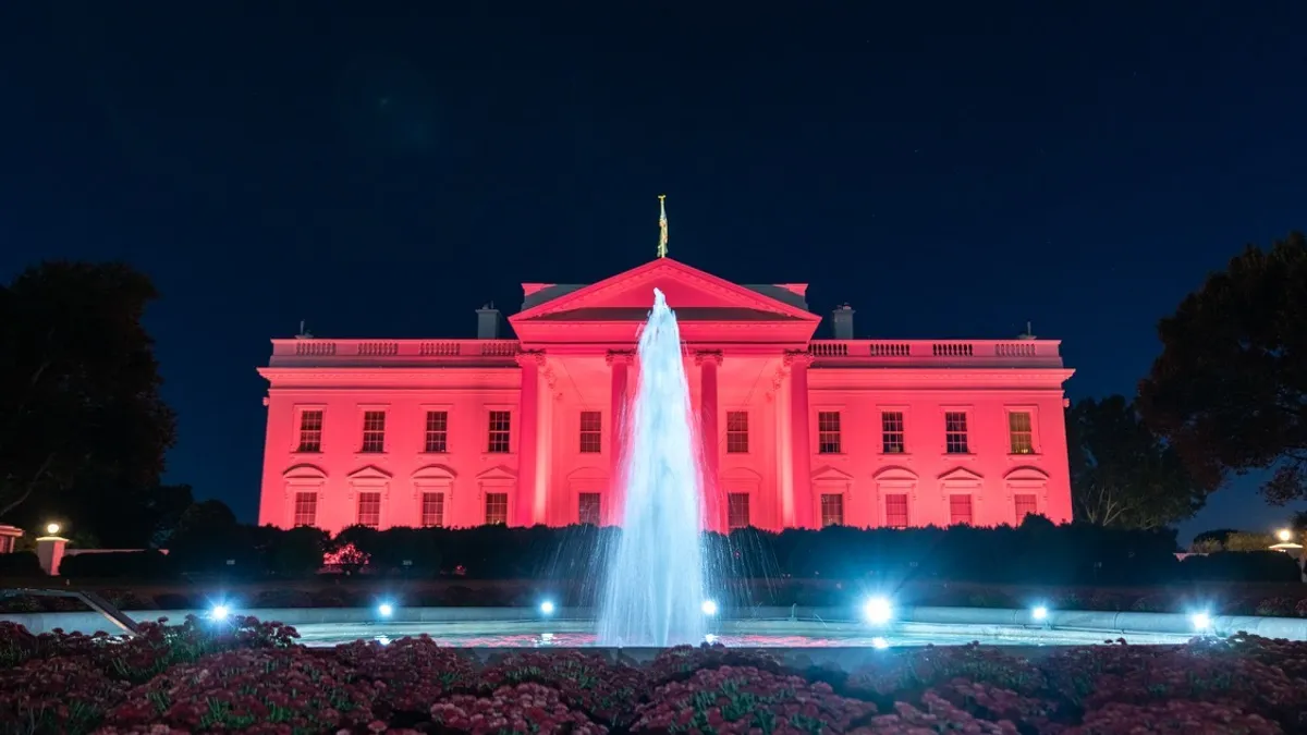 Casa Albă salută referendumul validat pro-UE (sursa: Facebook/The White House)