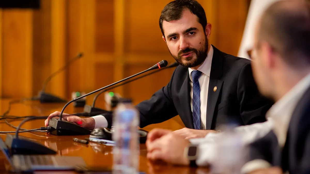 Claudiu Nasui debirocratizează Republica Moldova