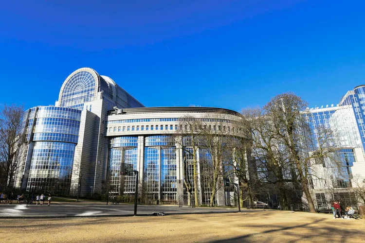 Croația, primită în Schengen, România stă (sursa: Twitter/European Parliament)