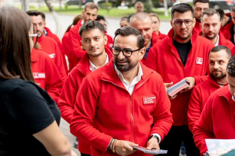 Un condamnat la pușcărie, cu executare, încă șef la o agenție care gestionează miliarde de euro Foto: Facebook Adrian Chesnoiu