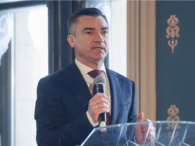 Primăria Iași, parteneriat cu asociație de yoga (sursa: Facebook/Mihai Chirica)