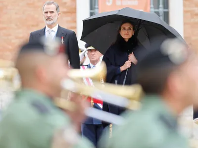 Soldații ucraineni au găsit mesajul: „Vă urez victoria”. Era mesajul reginei Letizia Foto: Casa Regală a Spaniei