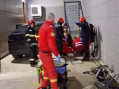 Accident grav provocat de o pensionară specială, de 51 de ani, cu BMW X6 Foto: Captură video
