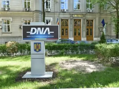 Majoritatea vrea salarii și pensii mai mari, plus zdrobirea corupției Foto: DNA